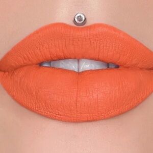 NIB - Jeffree Star Velour Liquid Lipstick - Tangerine Queen